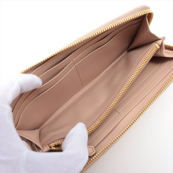 Prada Saffiano Studded Zippy Wallet Beige - Picture 4 of 9